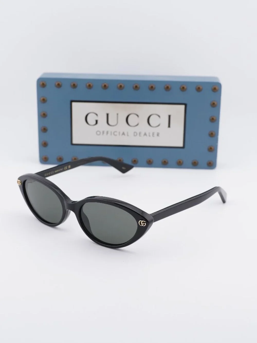 Gucci GG2110S 001 Cat Eye Sunglasses - Black \ Grey